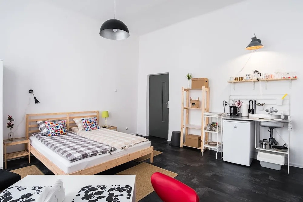 HOSTEL "likeHOME"