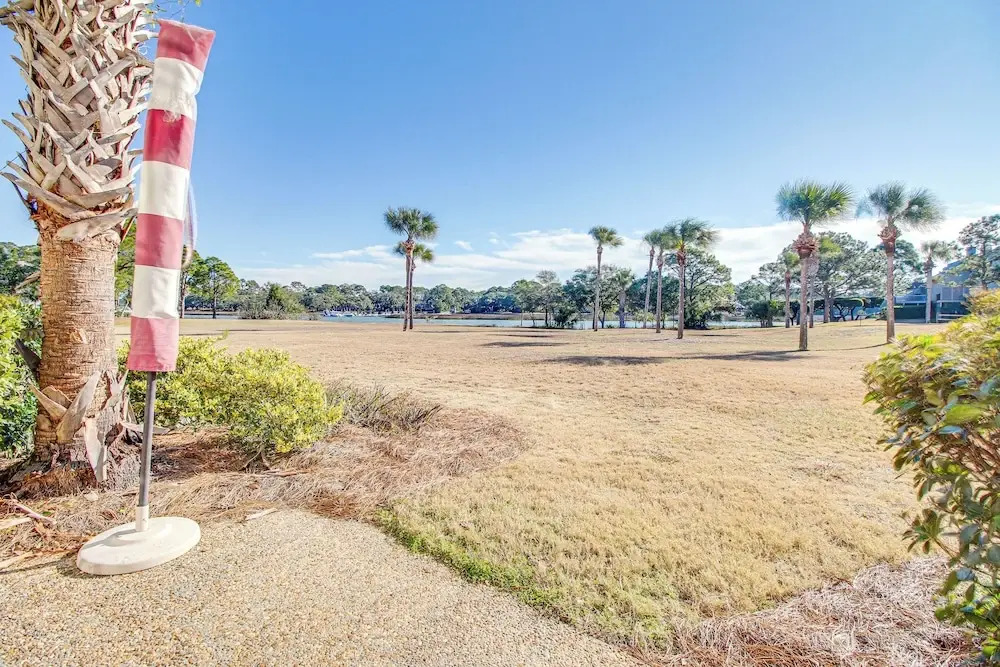 Hilton Head Island Studio w/ Patio: Walk to Beach!