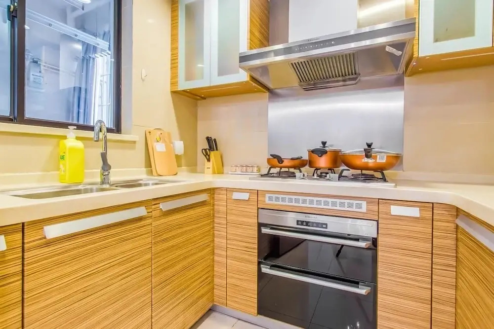 Locals Boutique Apartment Huafa Plaza 37