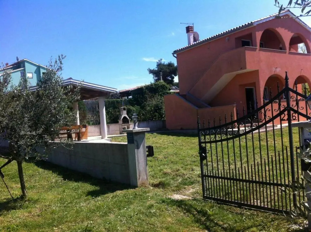 Holiday Home Villa Bella by Interhome