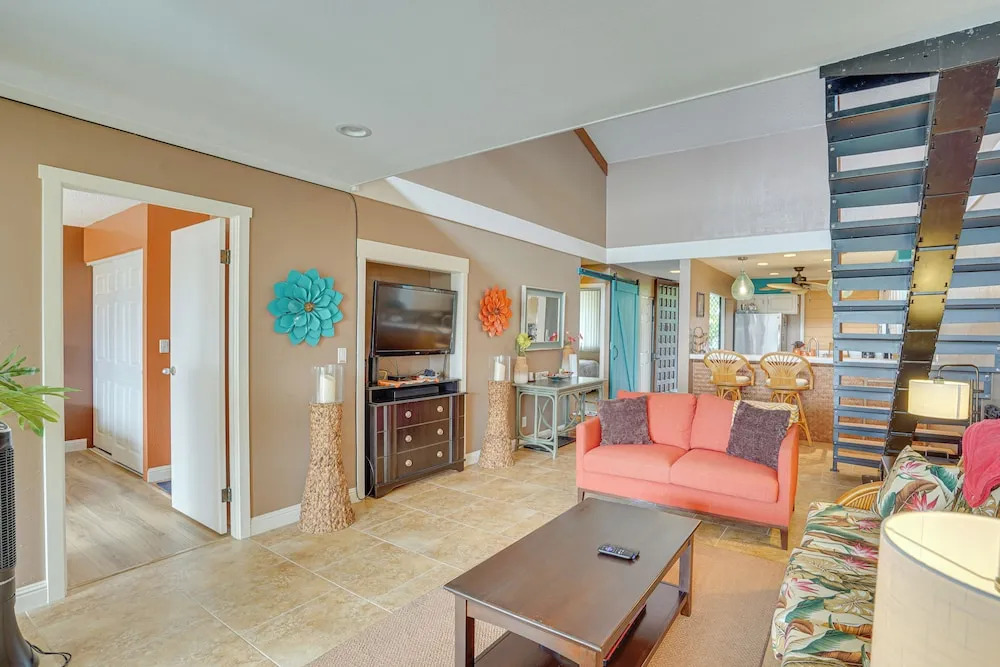 Kailua-kona Condo Rental ~ 1/2 Mi to Golf Course!