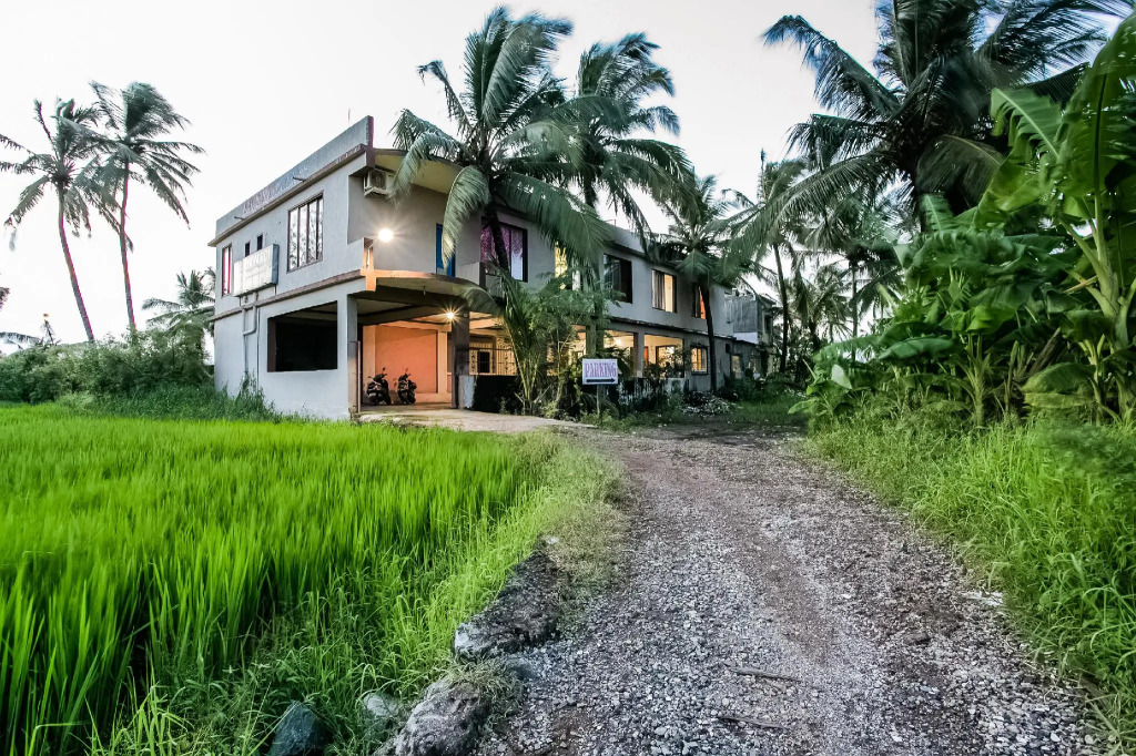 OYO Flagship MUM1474 Daryavardi Beach Resort