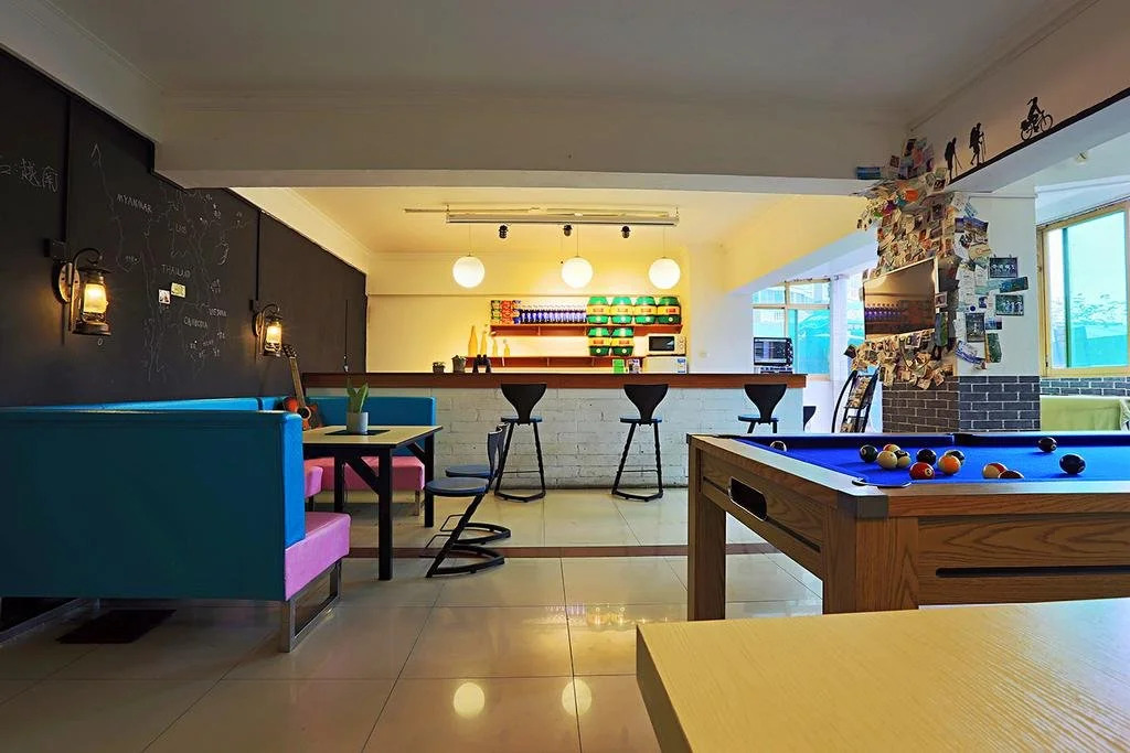 Xizi International Youth Hostel (Chaoyang Plaza Xiguan Night Market)