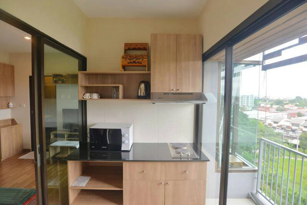 Tree Boutique Residence - Quiet Oasis - Stunning View, Pool & Gym