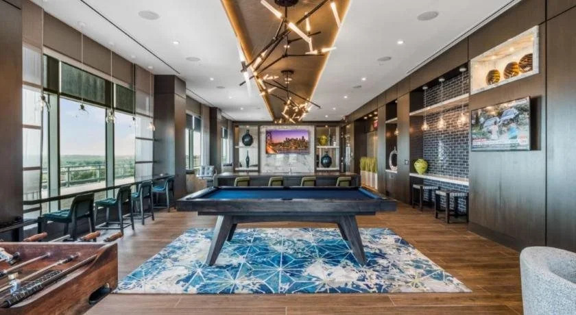 Global Luxury Suites at Woodmont Triangle South