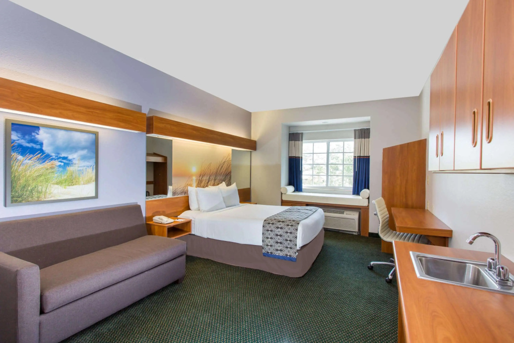 Microtel Inn & Suites by Wyndham Port Charlotte Punta Gorda