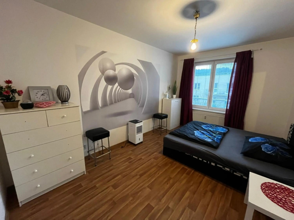 MONFas APARTMENT GARDEN CITY