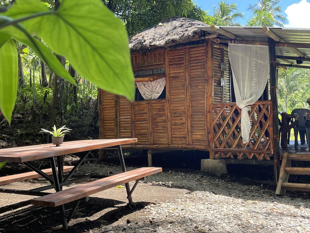 The Twin Studio Cottages