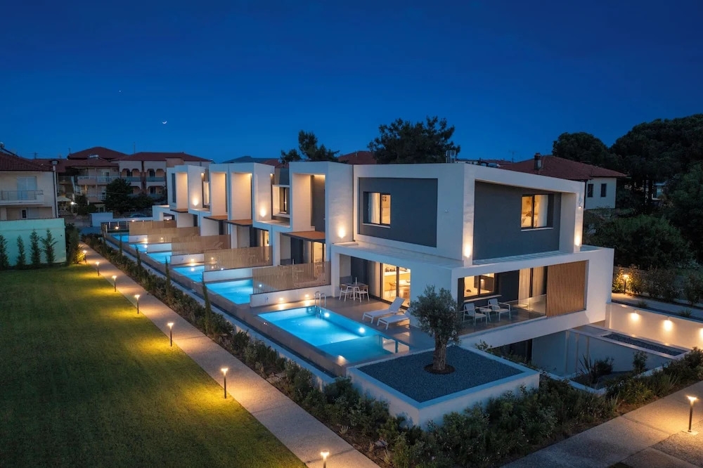 Viridian Exclusive Villas
