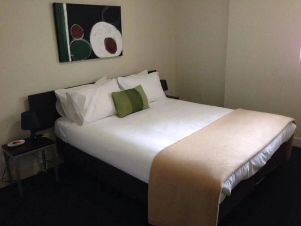 Plum Carlton Serviced Apartments