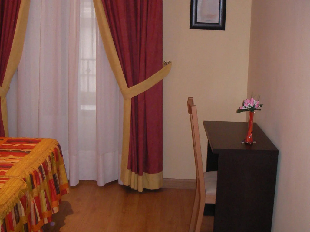 Hostal Las Cortes