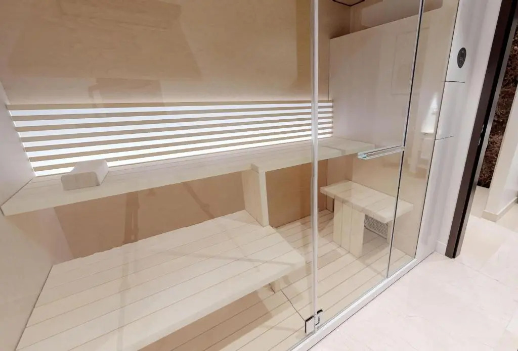 White Pearl Apartment 0.07