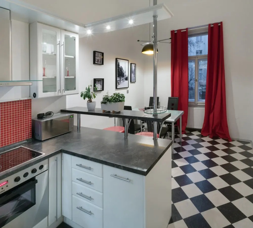 Mordecai 12 Apartments by Adrez