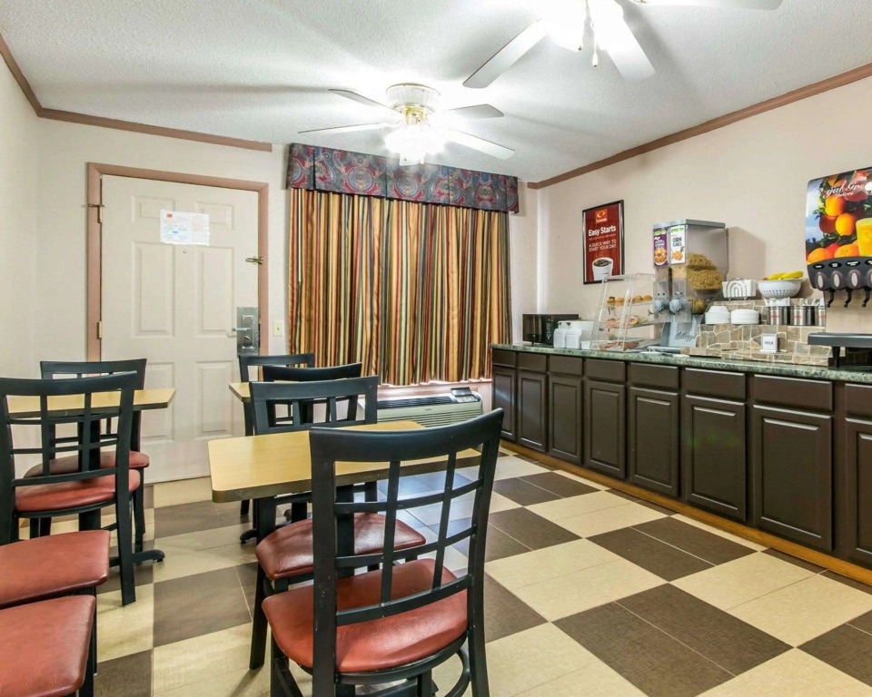 Econo Lodge Franklin South