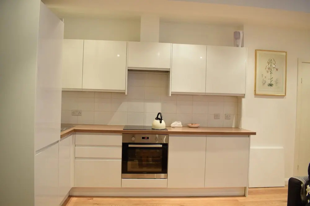 Arty 1 Bedroom Apartment in Camberwell Sleeps 2