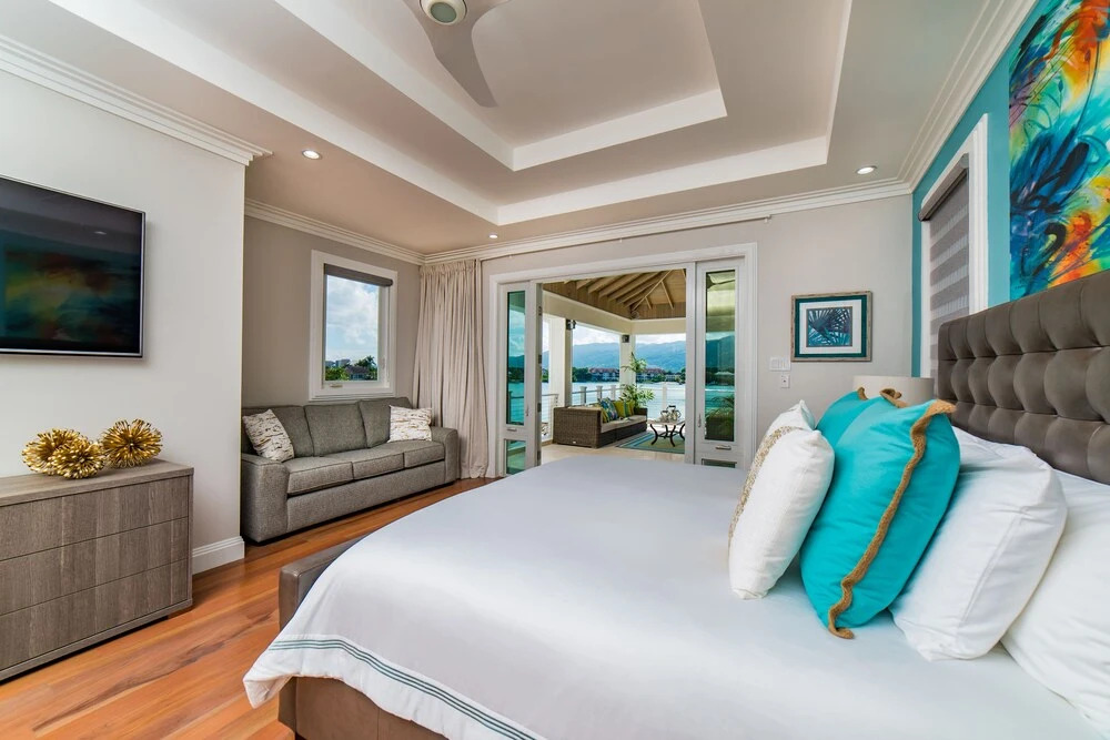 Everything Nice By the Sea in Montego Bay 5BR