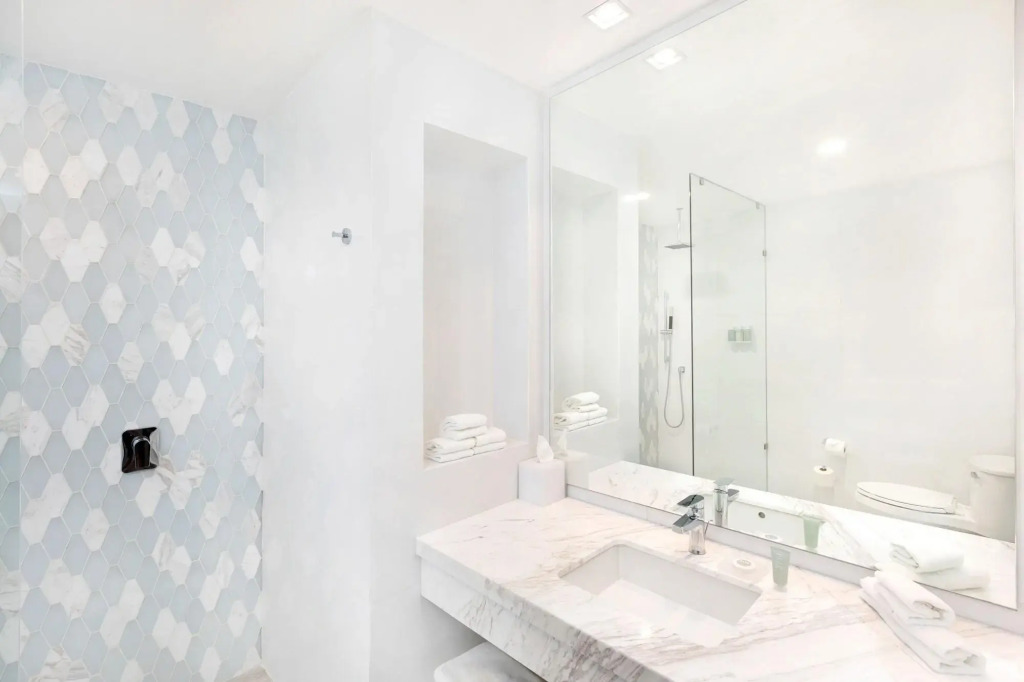 Courtyard by Marriott Mazatlan Beach Resort