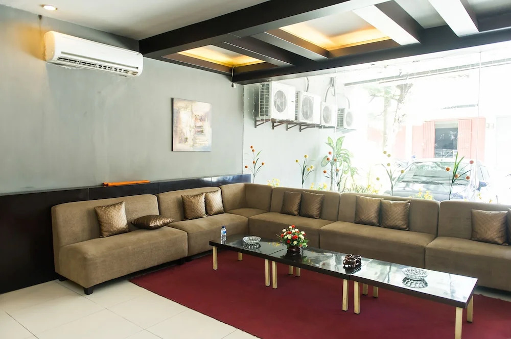 Airy Pelabuhan Makassar Timor 63