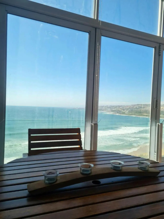 Point Village Accommodation - Ocean Two 42