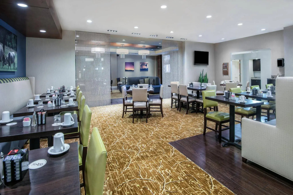 Kozy Hotel Dallas DFW Airport Area West