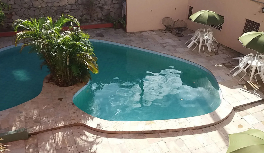 pousada fechada
