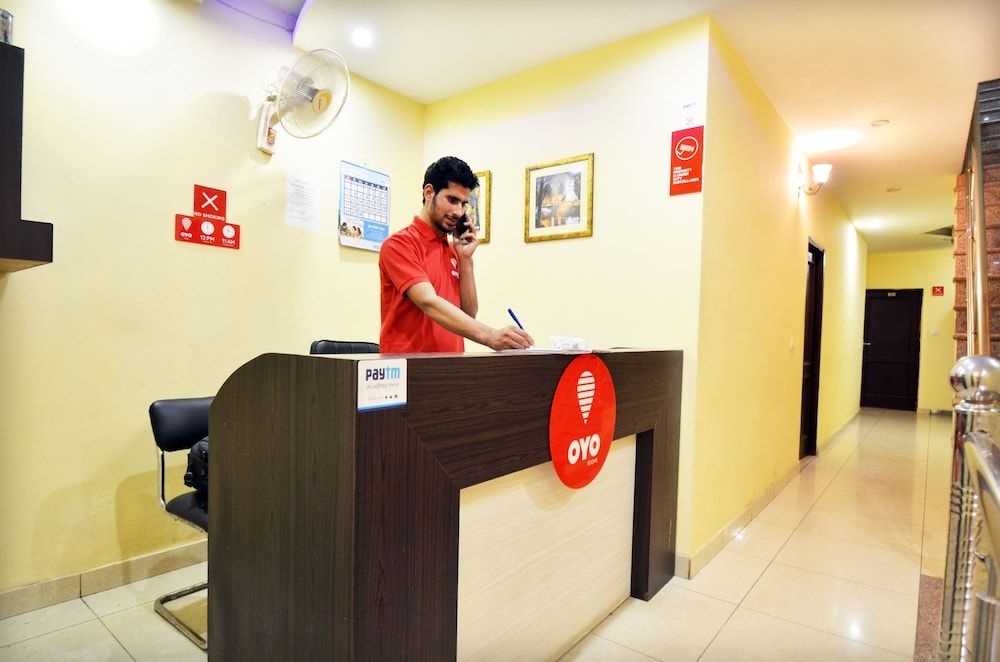 OYO 3004 Hotel Star City