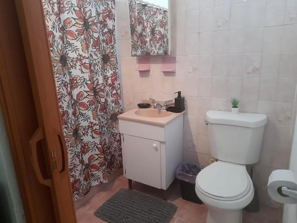 Cozy apartment across the San Juan airport