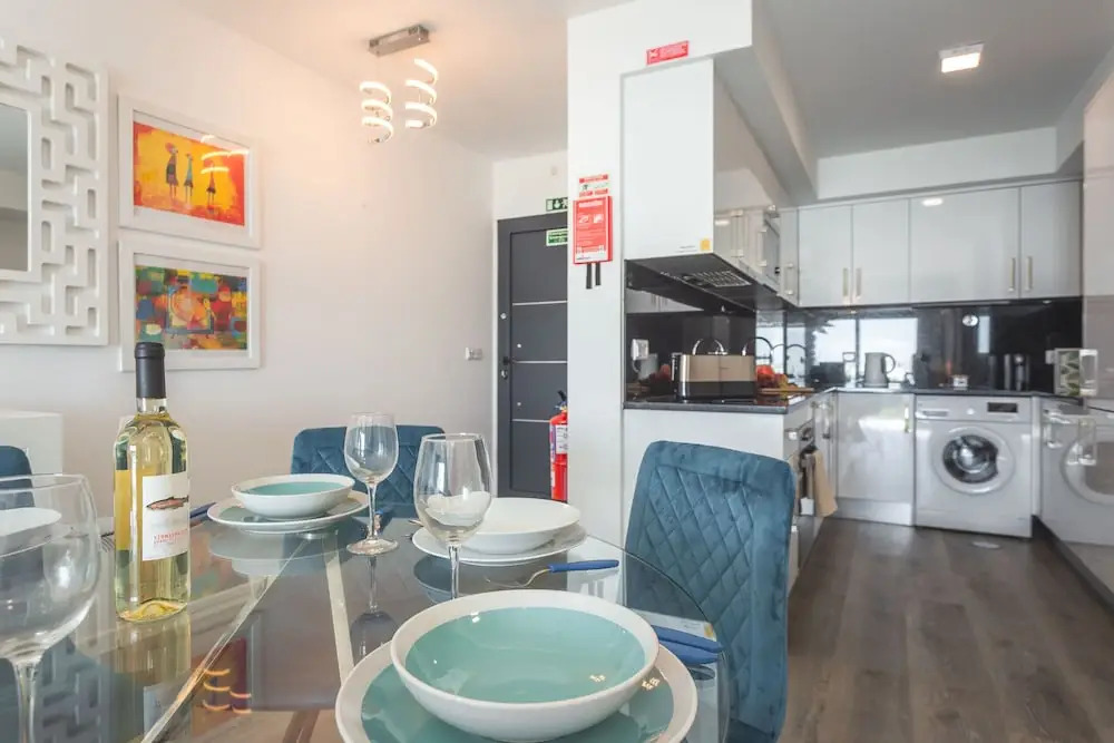 Aqui H Casa by Atlantic Holiday