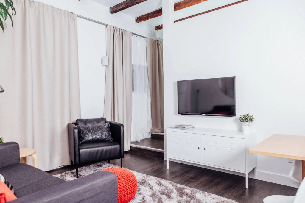 leQube Apartments