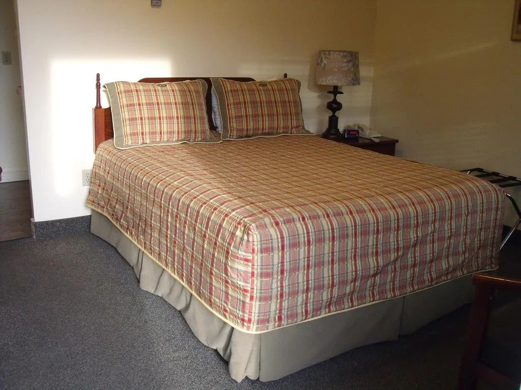 Maple Leaf Motel
