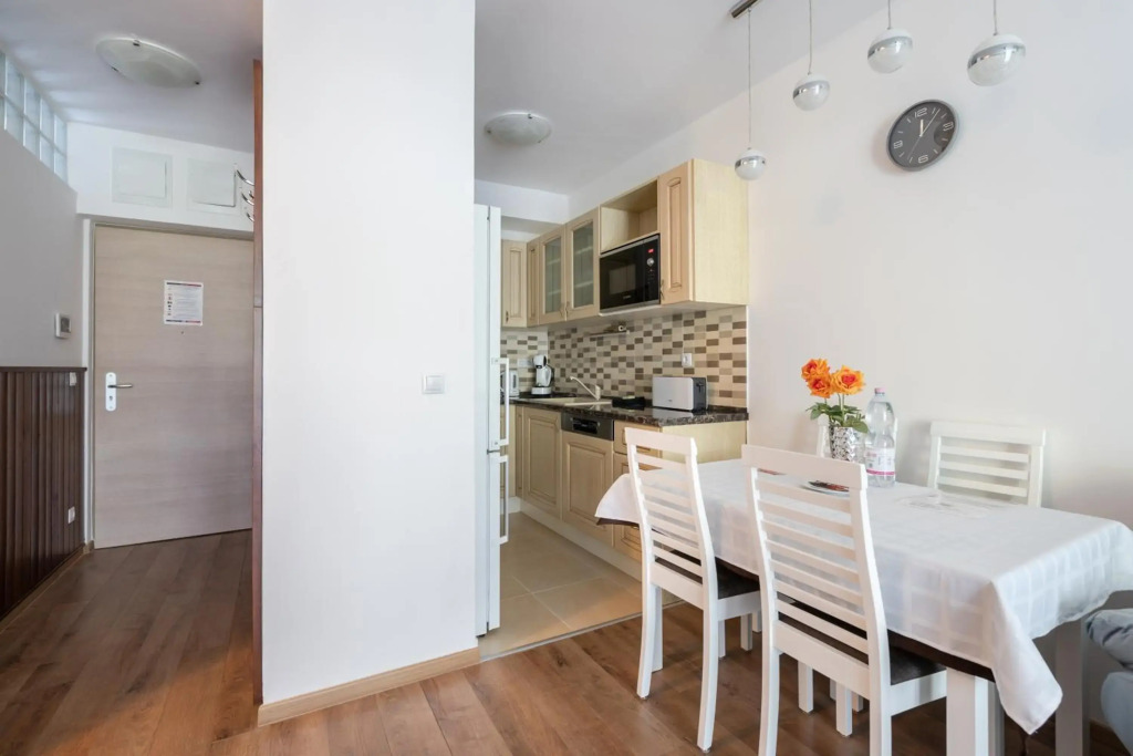 Orchid House Apartment