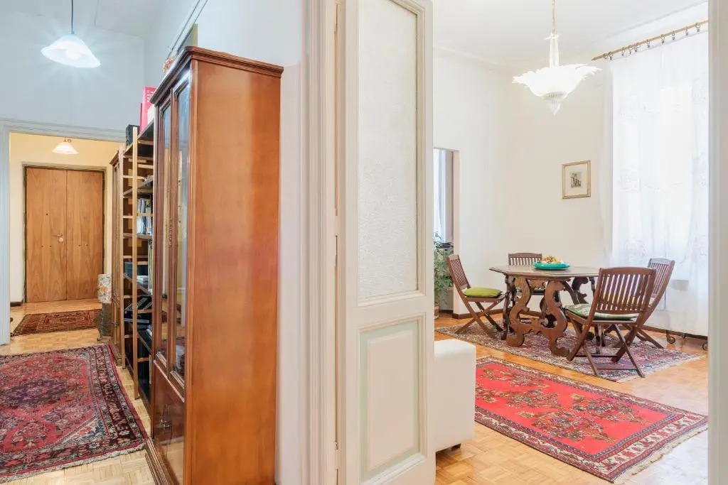 Flower'S Market Apartment - Charme Homes