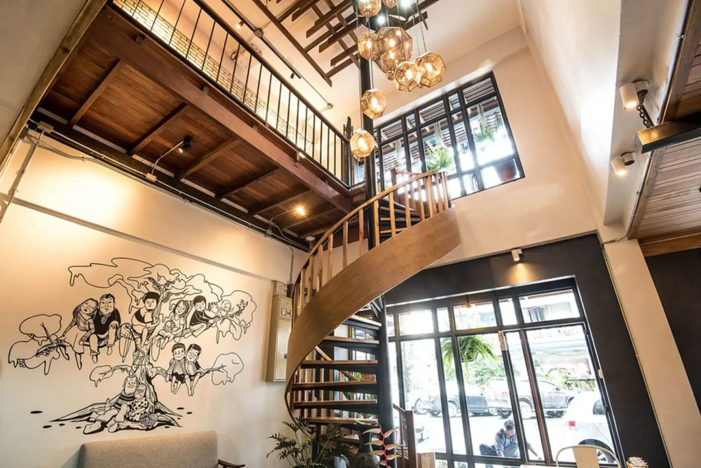 Family Tree Hotel