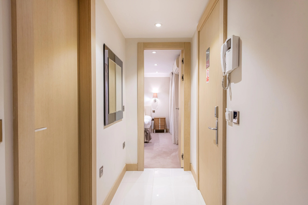 Claverley Court Apartments Knightsbridge