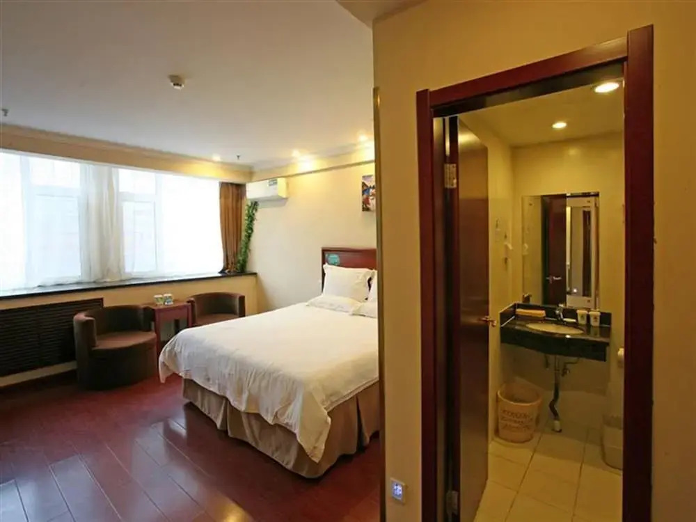 GreenTree Inn Qinghuangdao Sun City Hotel