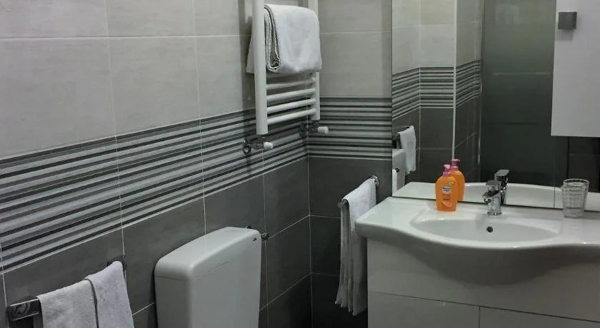 Bella Vita Guesthouse -parcheggio privato interno