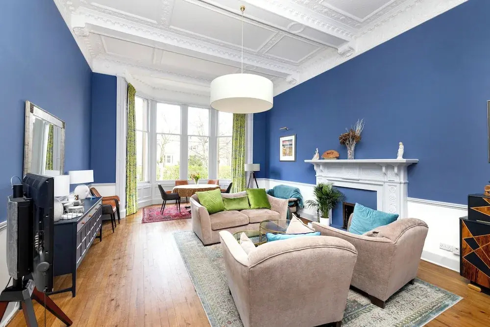 Spacious 2-Bedroom Ground Floor Flat