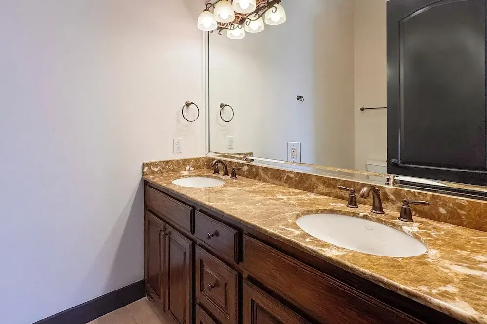 Walk to Boat Launch: Stylish Austin Gem