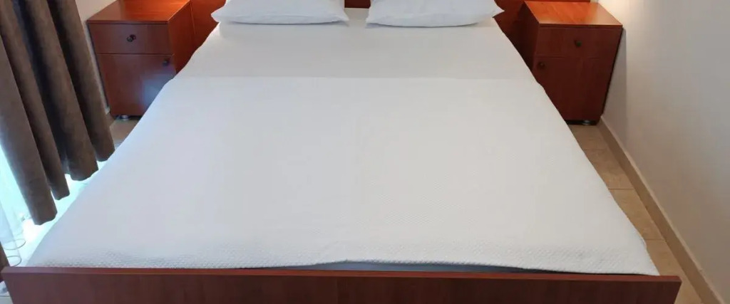 Zeus Hotel