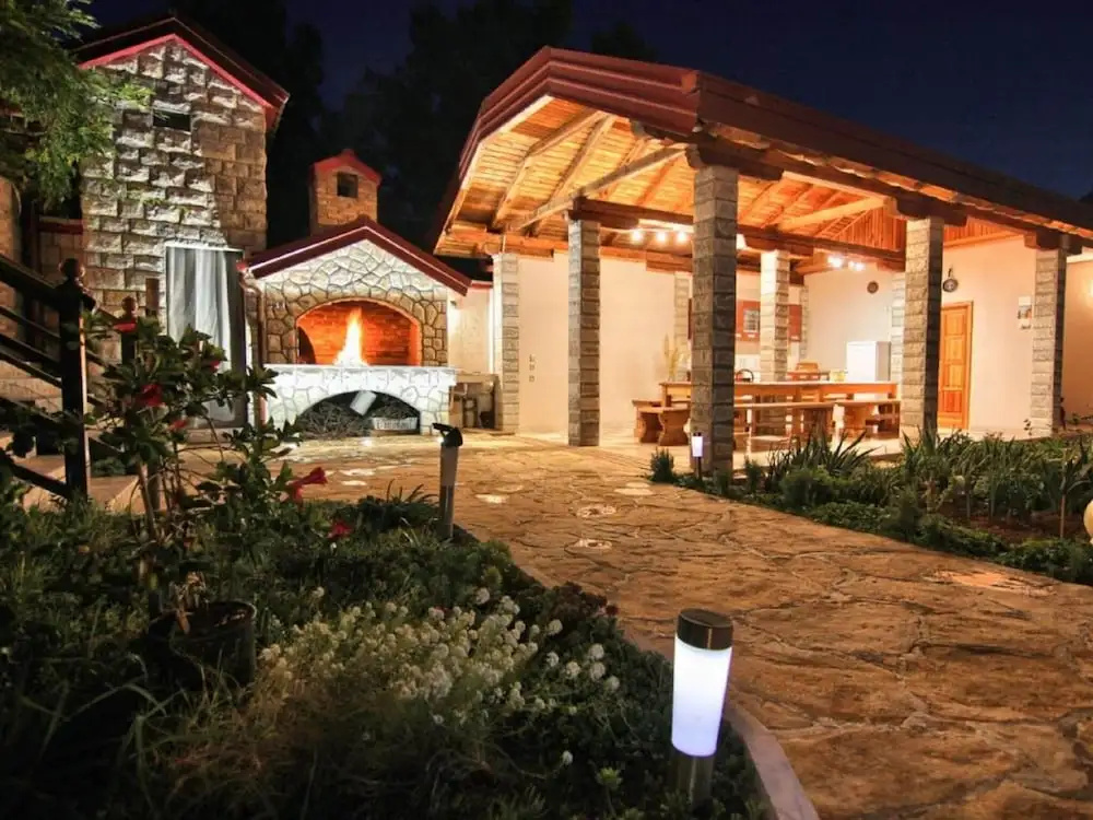 Pleasant Holiday Home in Polača with Swimming Pool