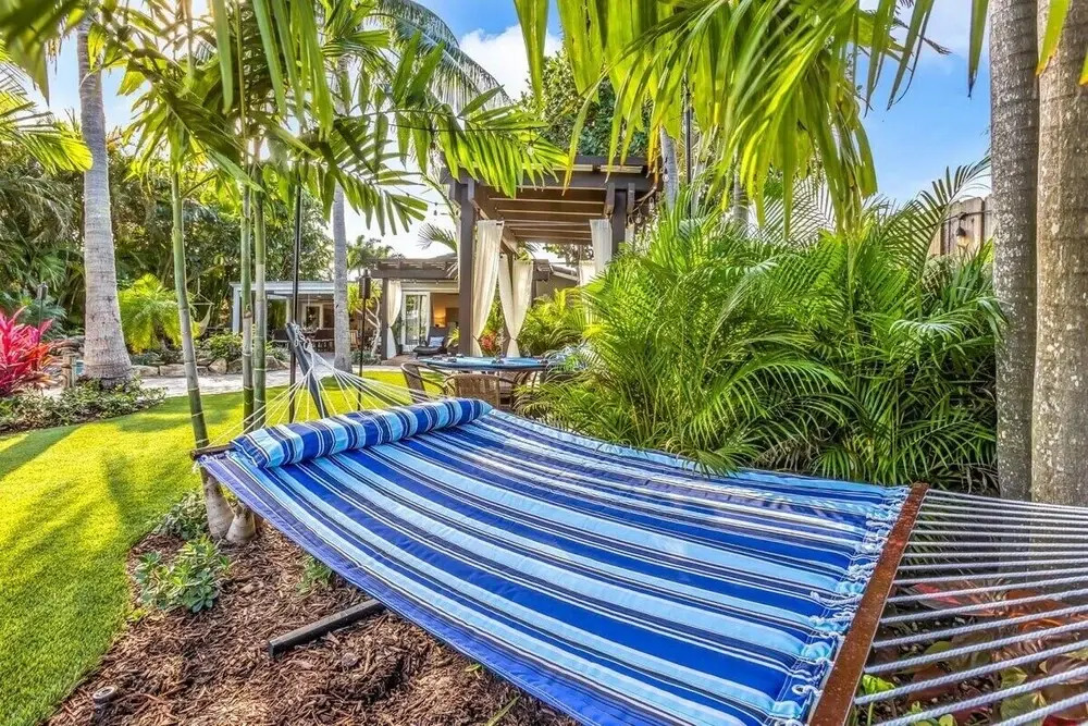 New Waterfront Oasis, Minutes to Beach, Eats, Shops