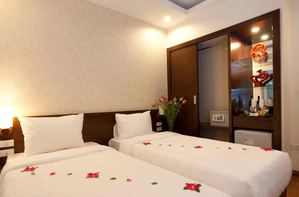 Rising Dragon Legend Hotel