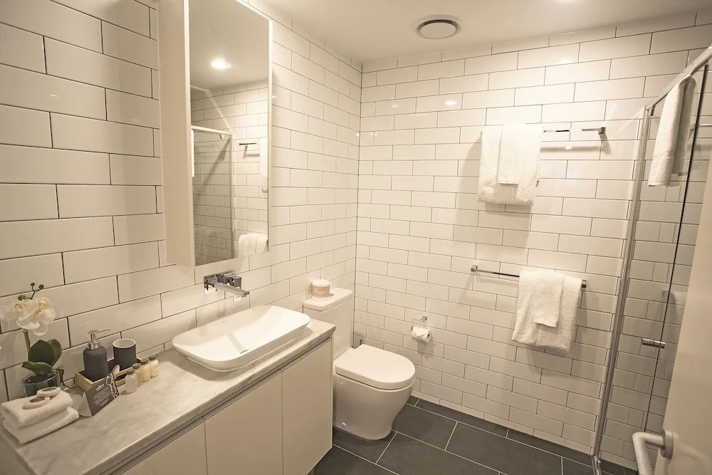 Greenwich Apartment