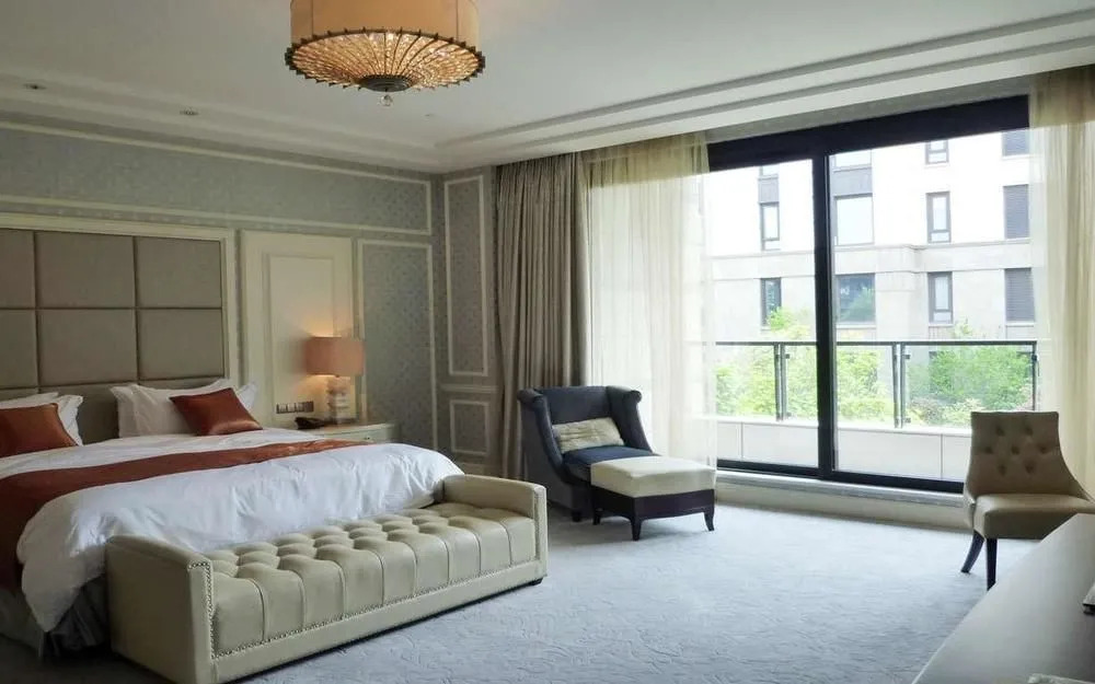 Shanghai Hotel Lane Aura