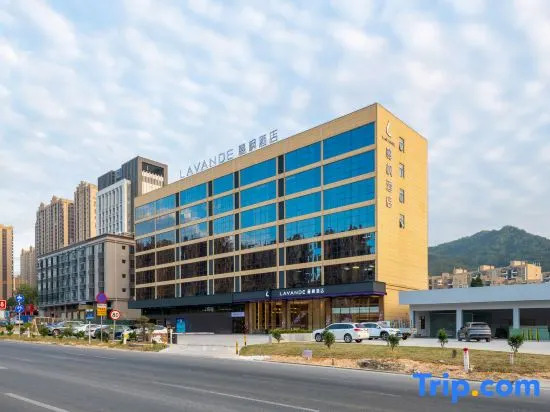 Lavande Hotel Huidong High-Speed Railway Station Shengli Square Store