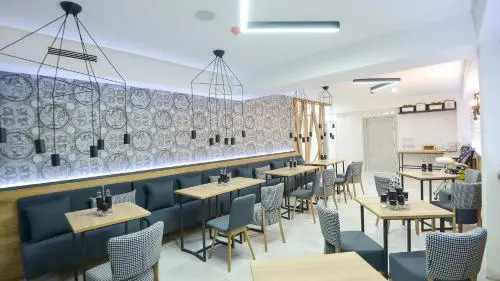 Urbanista Hotel & Bar