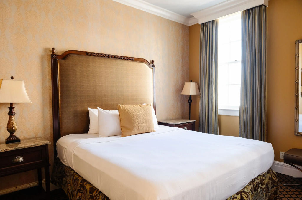 The Lafayette New Orleans By Kasa Living