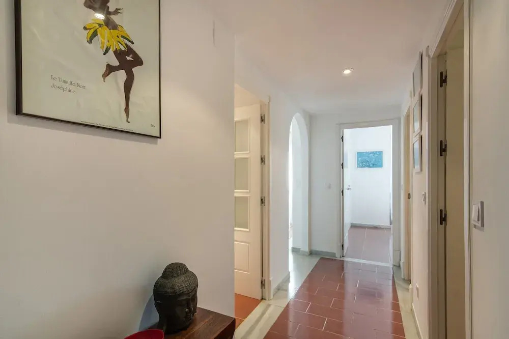 Sea-view Apartment for 7