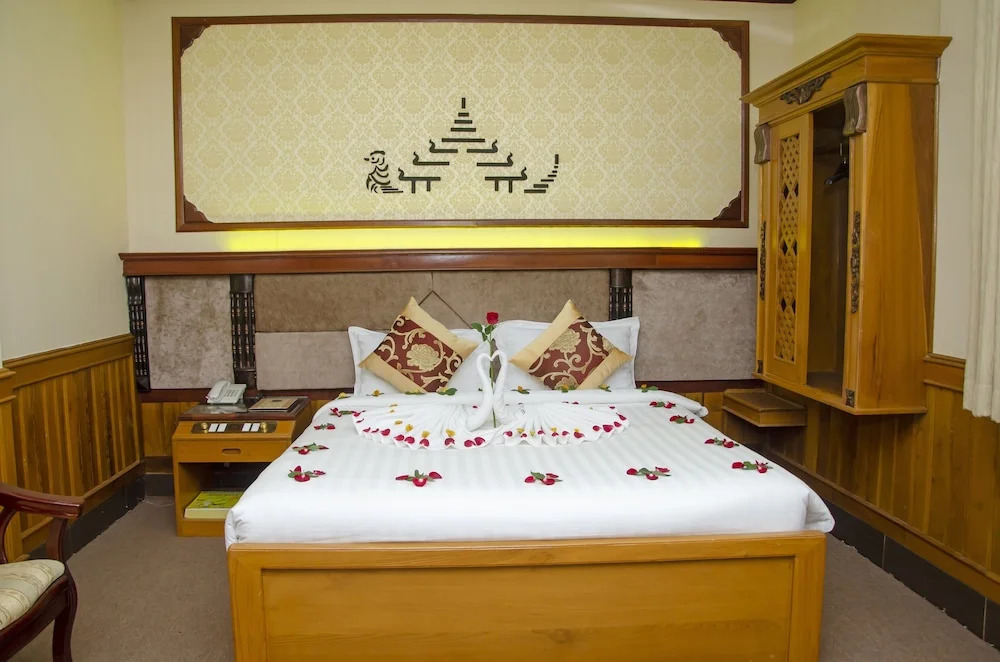 Palace Hotel