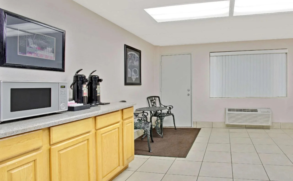Travelodge - Orlando Downtown